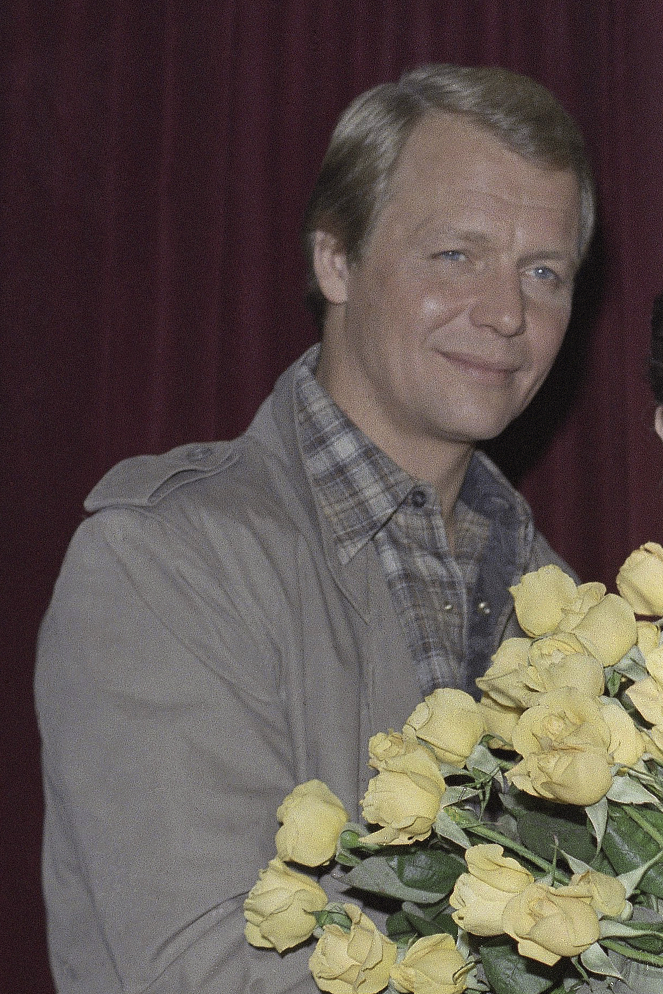 FILE- David Soul is photographed at an event in Los Angeles, Dec. 6, 1983. Soul, who hit fame as blond half of crime-fighting duo “Starsky and Hutch” in a popular 1970s television series, has died. He was 80. Wife Helen Snell, said Friday, Jan. 5, 2024 that Soul died the day before "after a valiant battle for life in the loving company of family.” (AP Photo/Wally Fong, File)